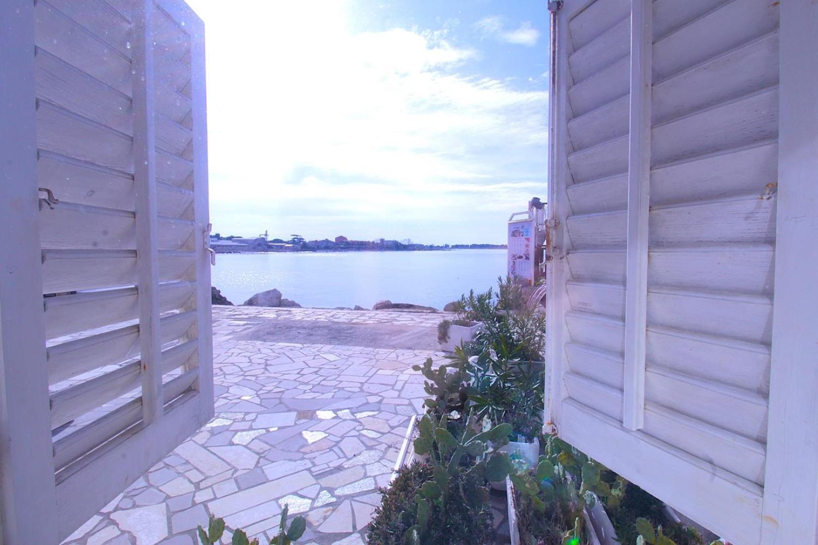 Nice Apartment Near The Sea Es3 Umag Exterior photo