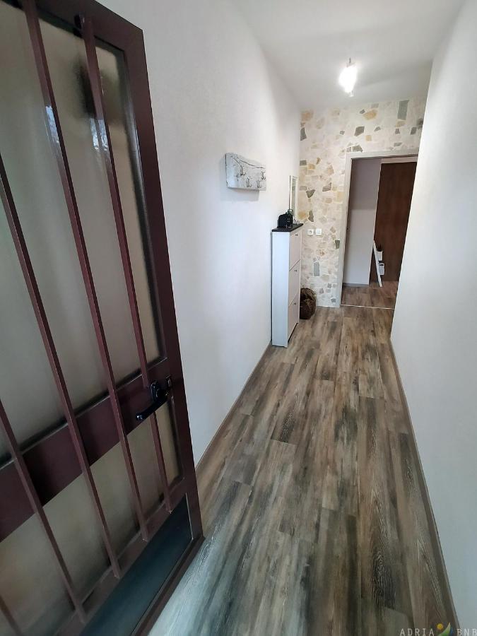 Nice Apartment Near The Sea Es3 Umag Exterior photo